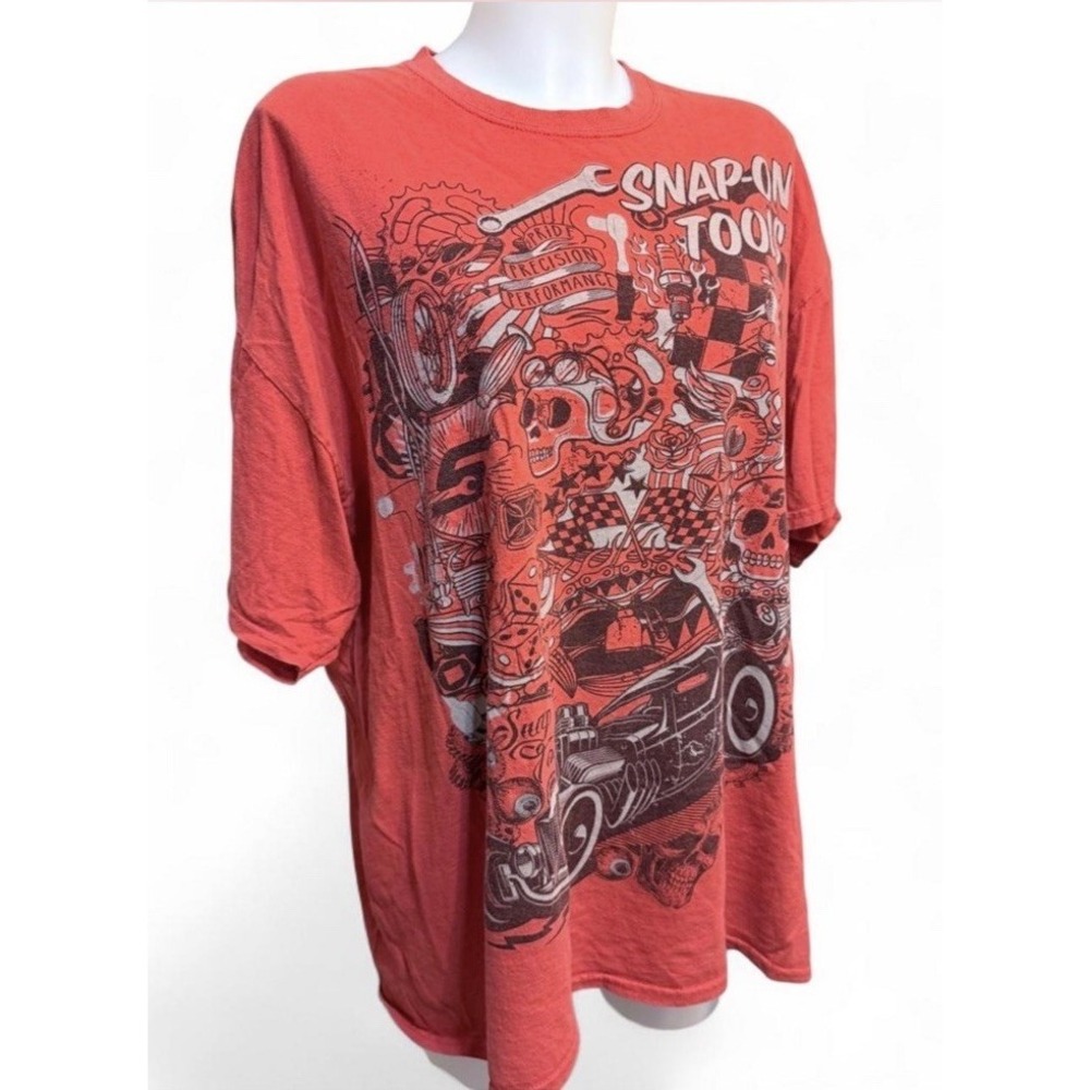 0001 Y2K Snap-on Men's Red Graphic Logo fits like XL, no tags